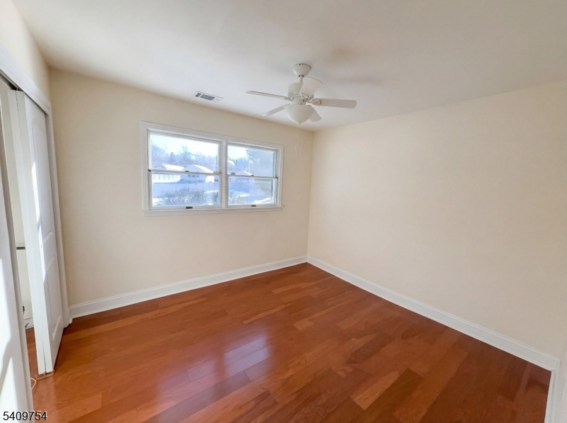 BROOK MANOR SEC 2 - Residential