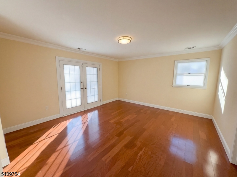 BROOK MANOR SEC 2 - Residential