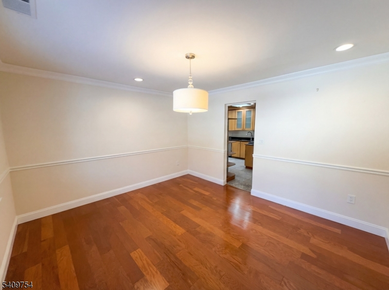 BROOK MANOR SEC 2 - Residential