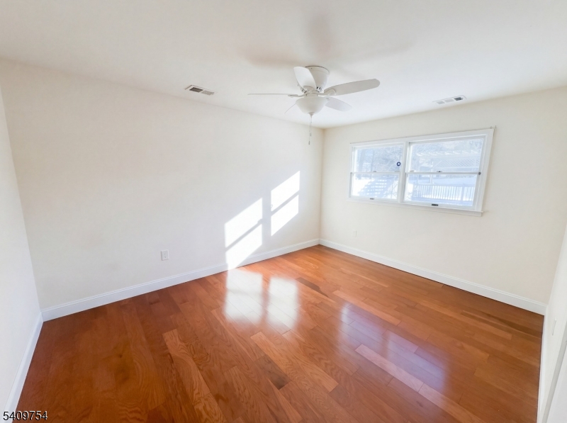 BROOK MANOR SEC 2 - Residential