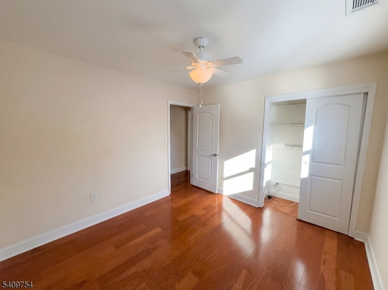 BROOK MANOR SEC 2 - Residential