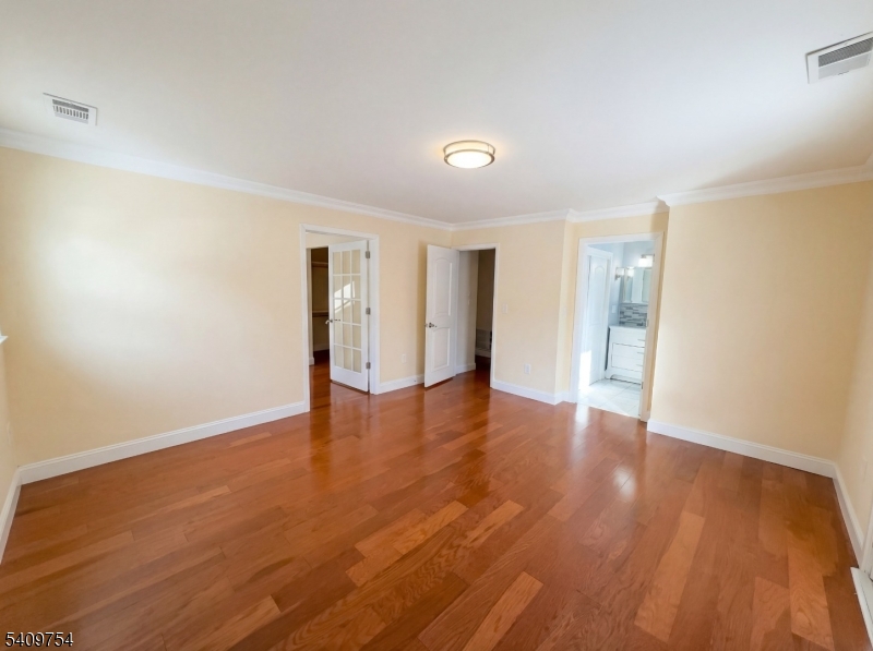 BROOK MANOR SEC 2 - Residential