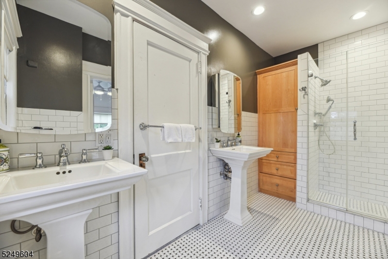 West Montrose - Residential