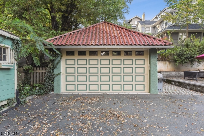 West Montrose - Residential