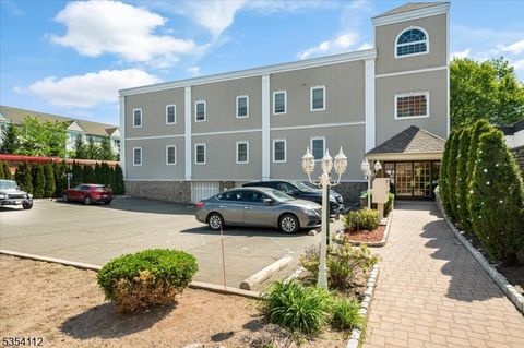 445-451 Van Houten Ave C204A Unit 204A, Passaic City, NJ 07055 - MLS#: 3959498
