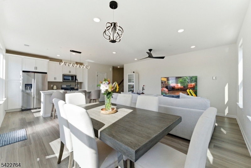 Townhomes at Vermella - Residential