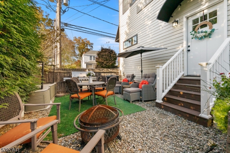 downtown - Residential Lease