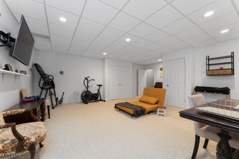 FAIRWAY GREENS - Residential