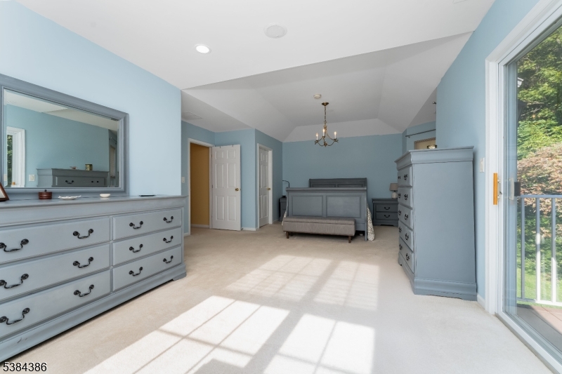 FAIRWAY GREENS - Residential