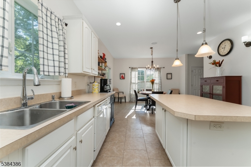 FAIRWAY GREENS - Residential