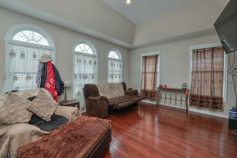 Franklin Village - Residential