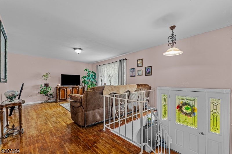 365 Lake Shore Dr