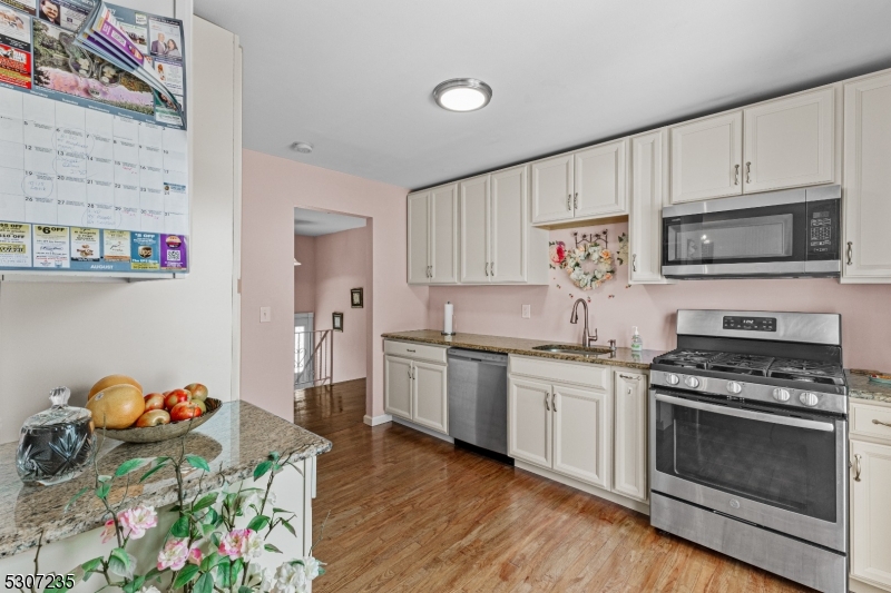365 Lake Shore Dr