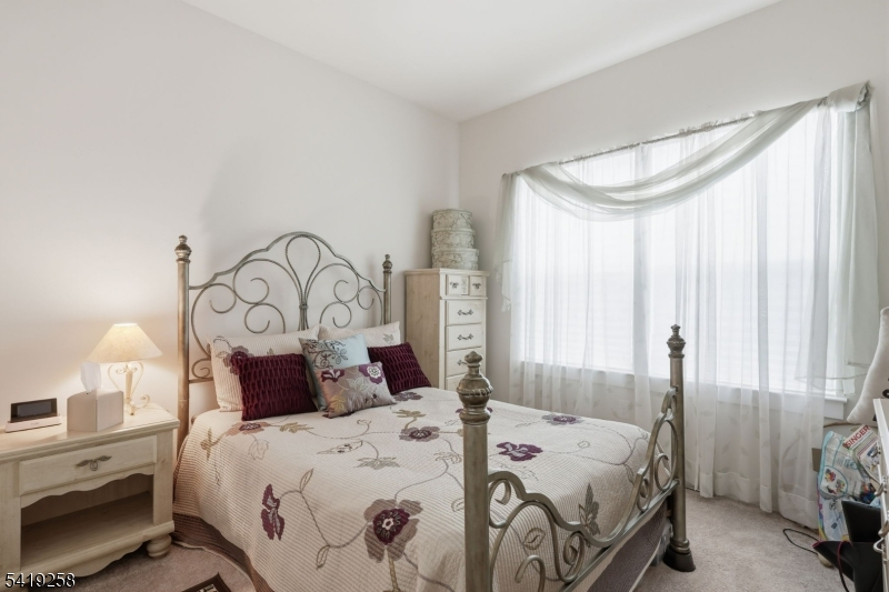 Mansfield Meadows - Residential