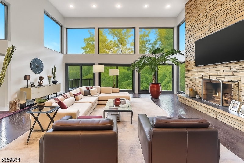 Llewellyn Park - Residential