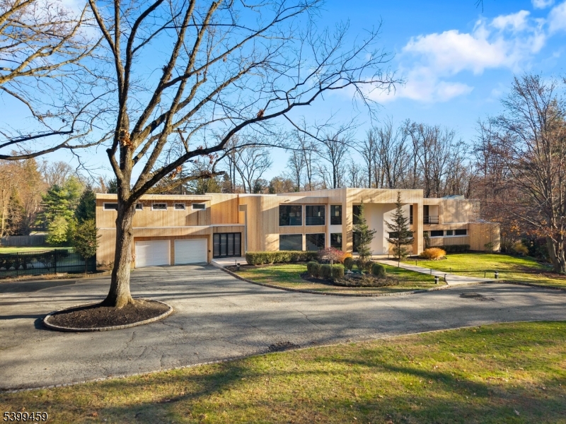 Llewellyn Park - Residential