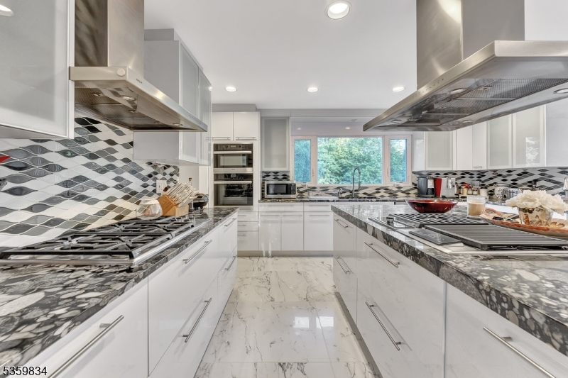 Llewellyn Park - Residential