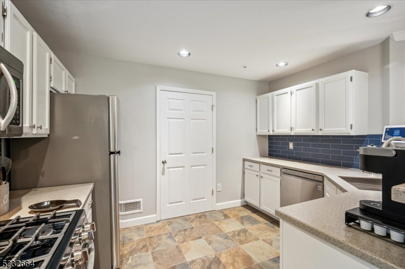 Spring Ridge - Residential