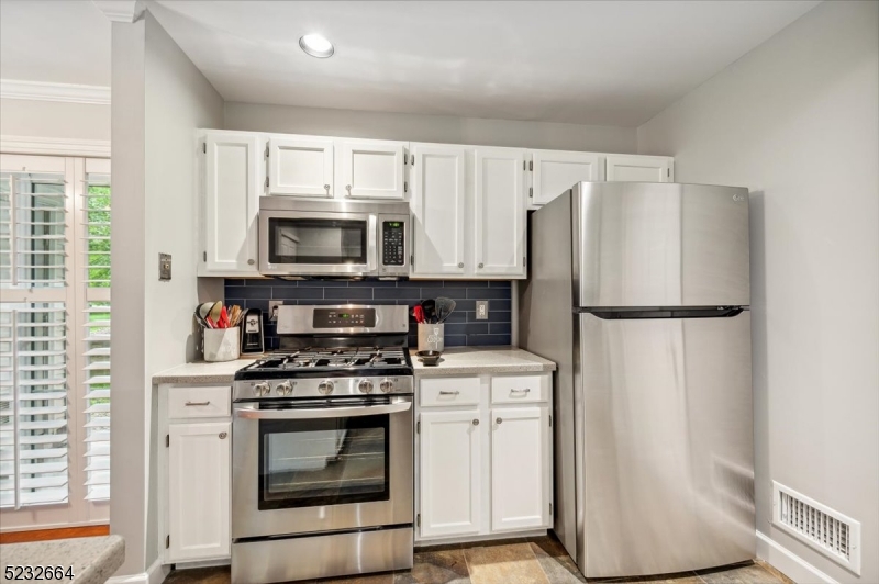 Spring Ridge - Residential