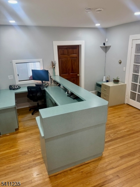 Brookdale - Commercial Sale