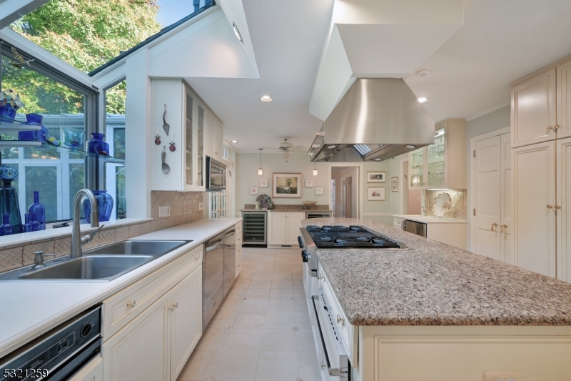 Hill Section - Residential