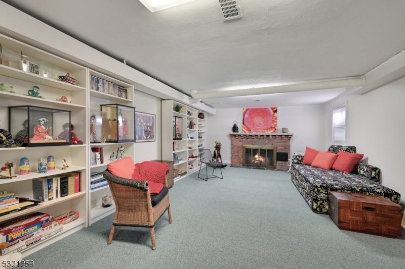 Hill Section - Residential