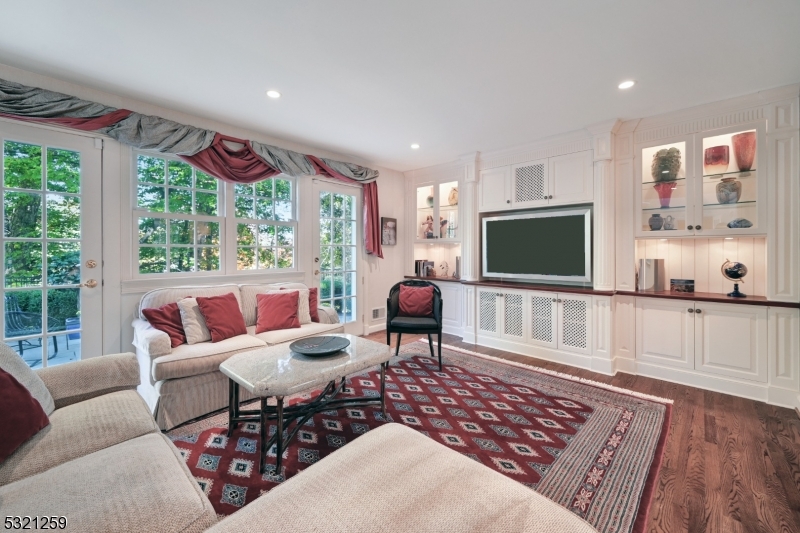 Hill Section - Residential