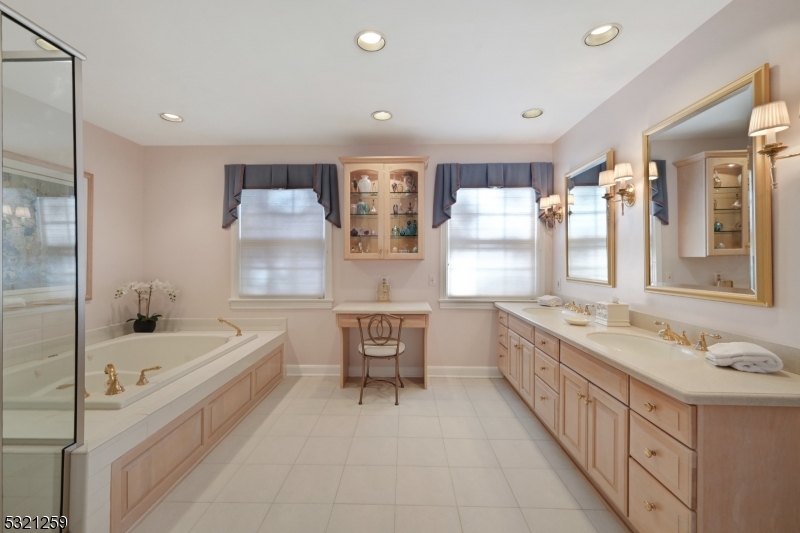 Hill Section - Residential