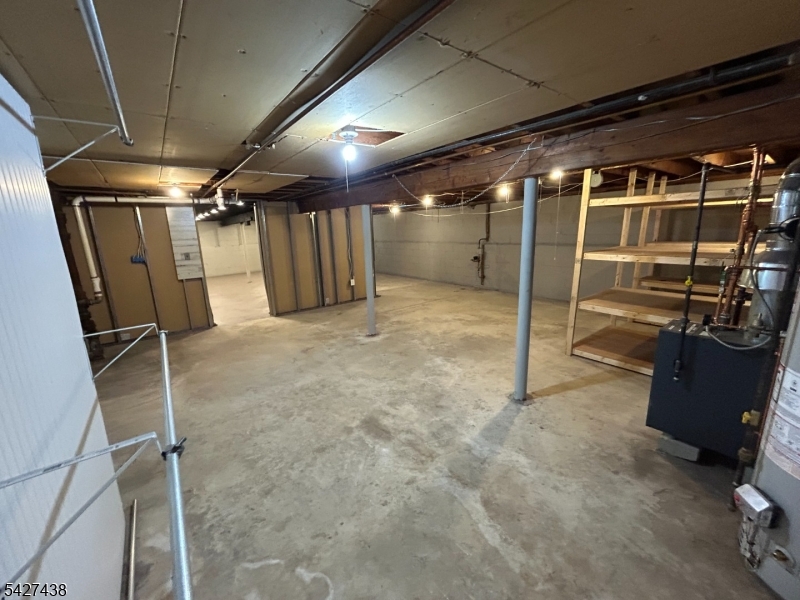 Lake Hiawatha - Residential