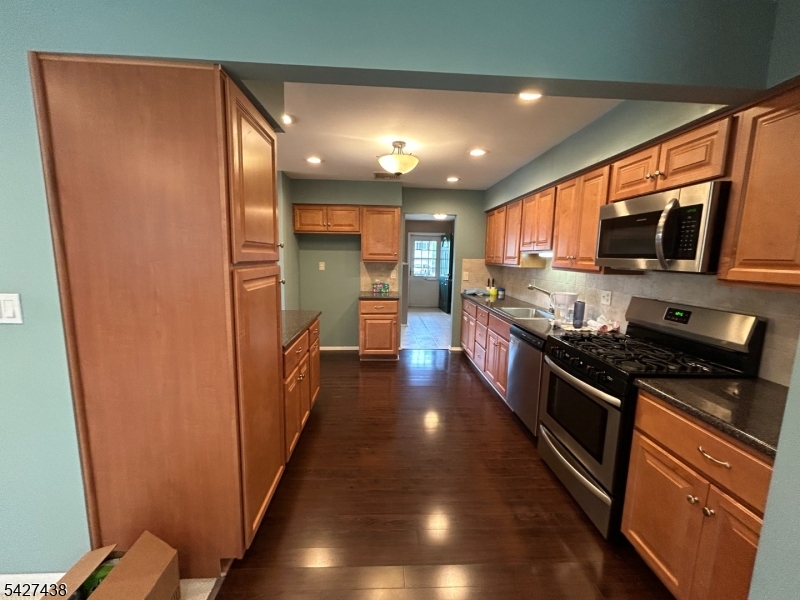 Lake Hiawatha - Residential