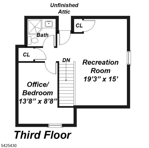 Main image without alt text