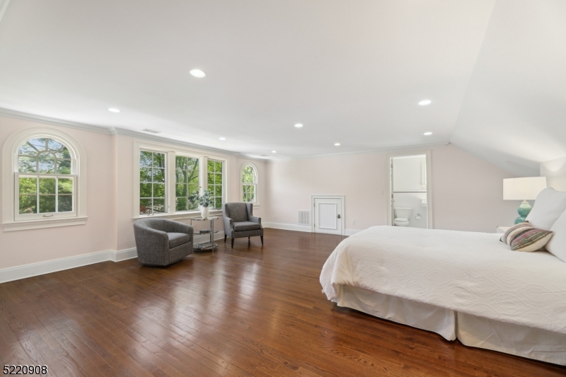 Old Short Hills - Residential