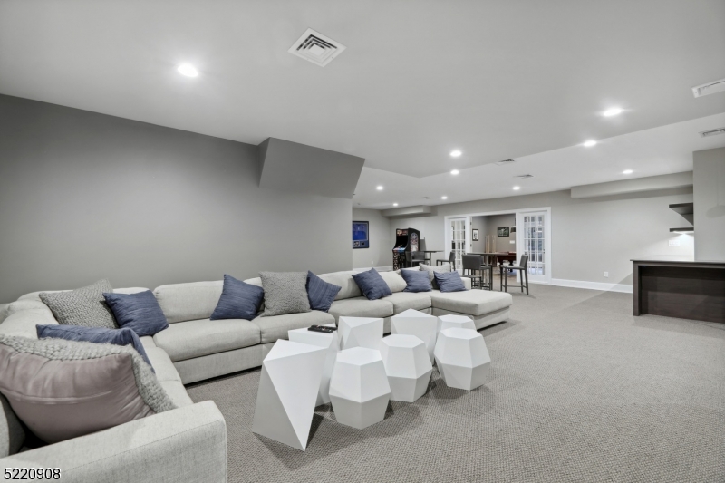 Old Short Hills - Residential