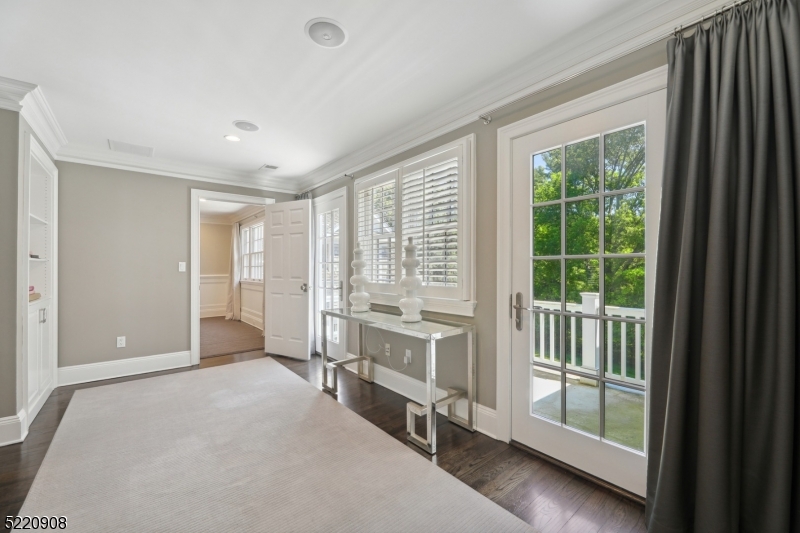 Old Short Hills - Residential