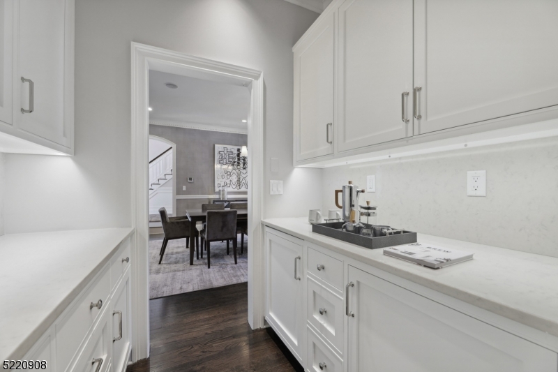 Old Short Hills - Residential