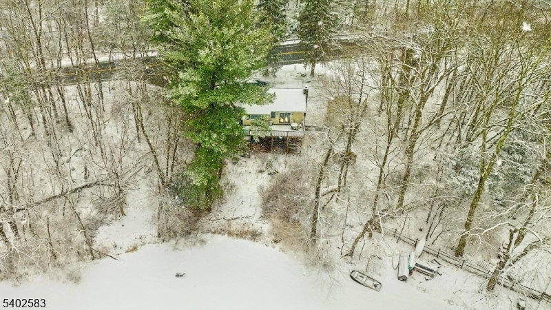 LAKE SWANNANOA - Residential