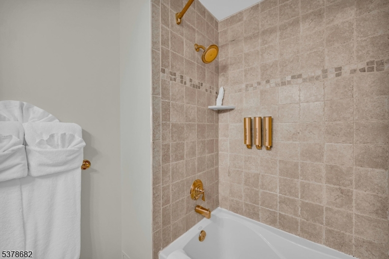 Minerals Resort - Residential