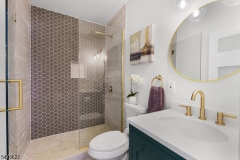 18 Mohawk Ave, Parsippany-Troy Hills Twp., NJ 07034 - #: 4007917