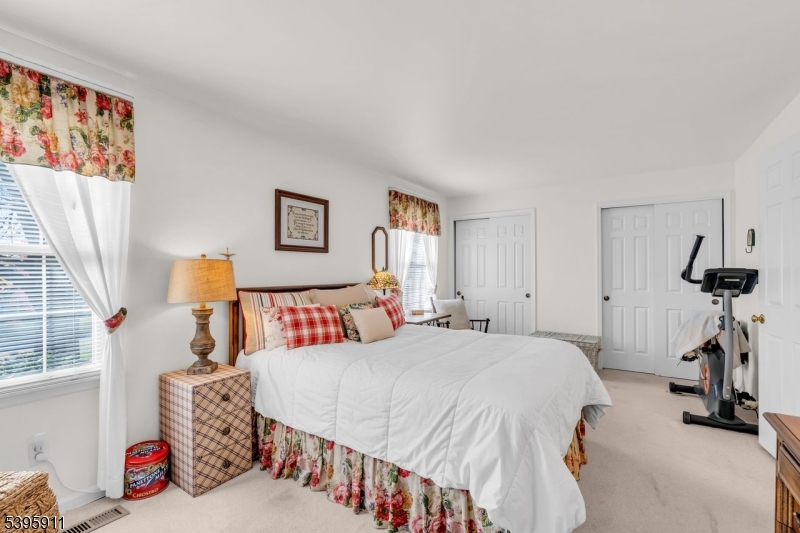 Spring Ridge - Residential