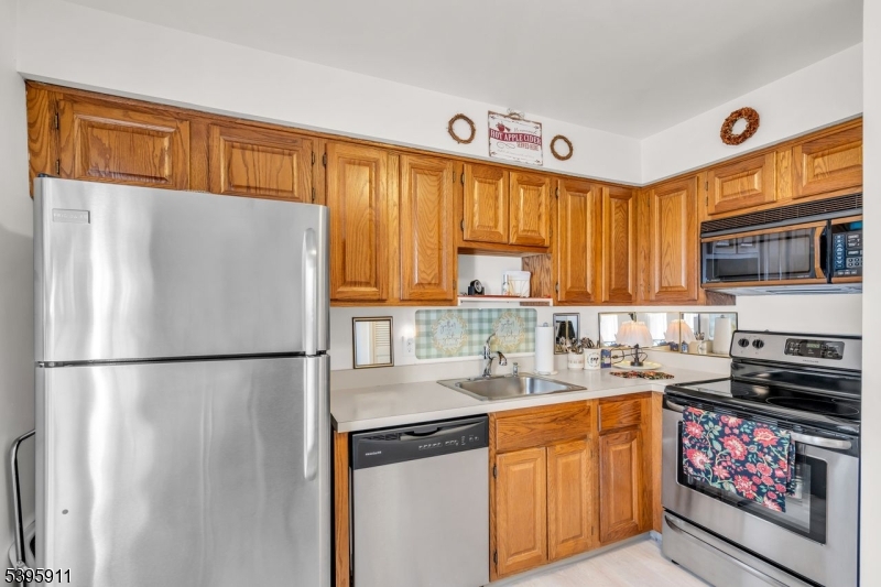 Spring Ridge - Residential