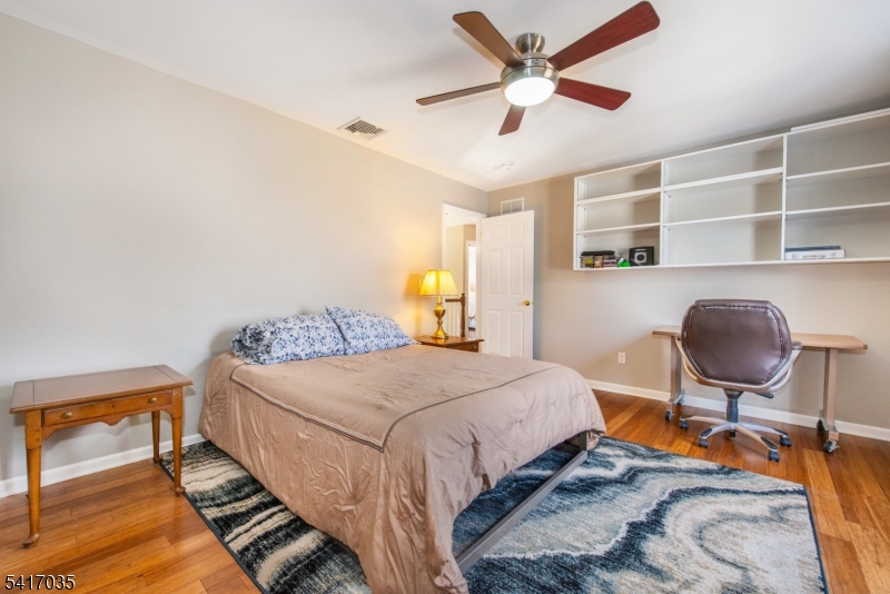 Oak Meadows - Residential