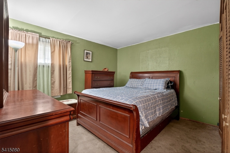 Lincoln Mannor - Residential