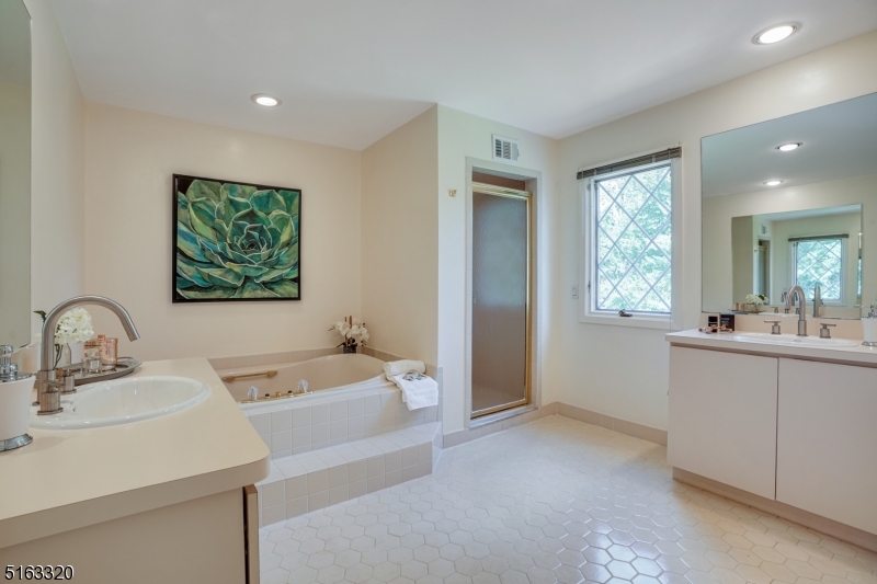 Hartshorn - Residential