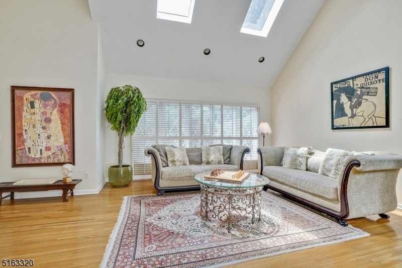 Hartshorn - Residential