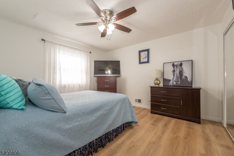 Briarcrest Estate - Residential Lease