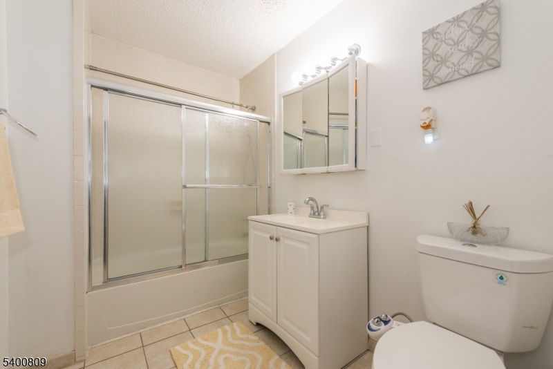 Briarcrest Estate - Residential Lease