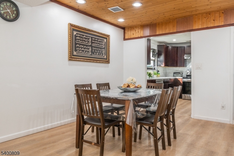 Briarcrest Estate - Residential Lease