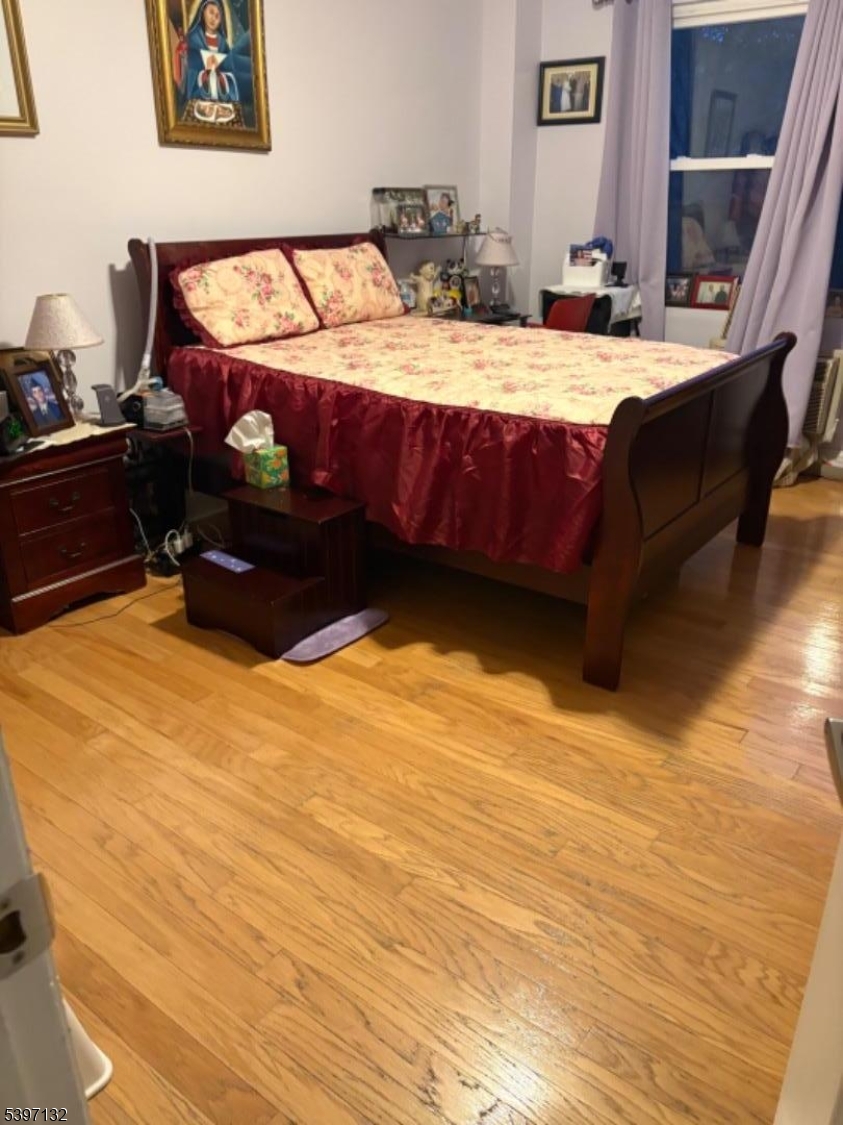 Elmora - Residential