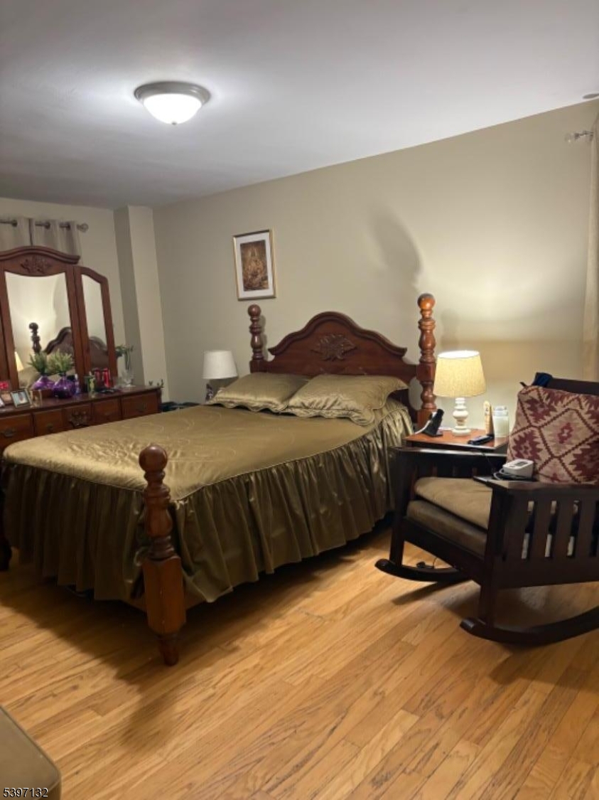 Elmora - Residential