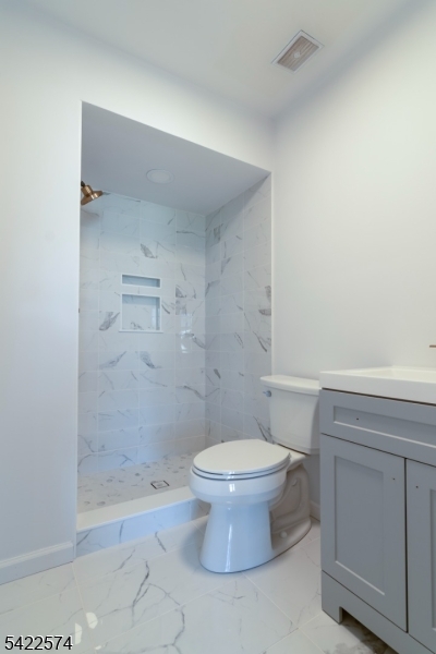 Williamsburg Square - Residential